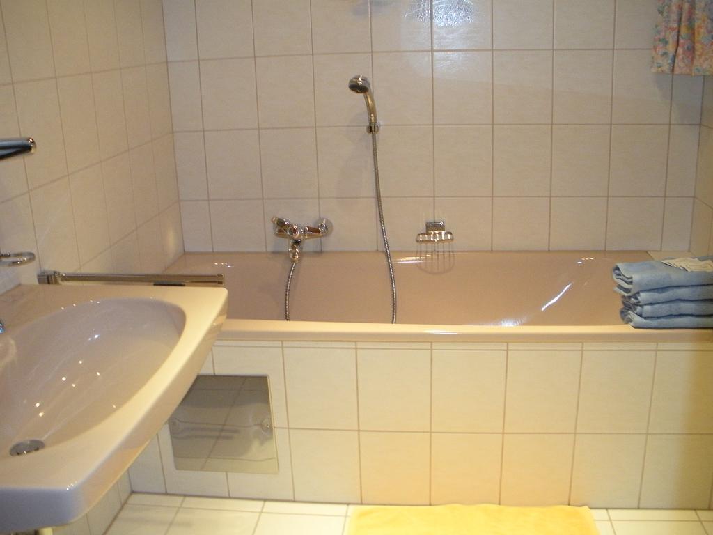 Apartment Christine Oettl Pfunds Habitación foto
